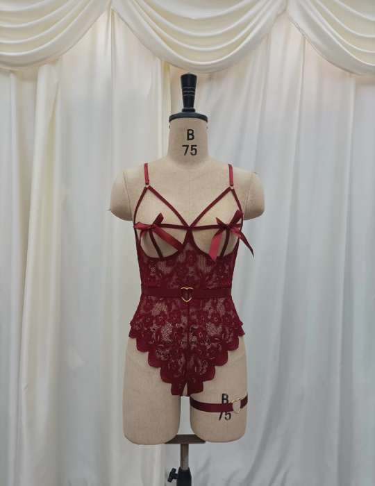 Lace Lingerie Set – Women’s Elegant Floral Design