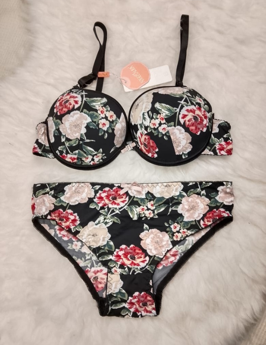 Floral Printed Push-Up Bra Penty Set